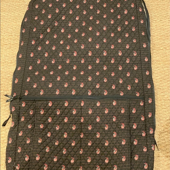 Vera Bradley garment bag with additional pockets - Picture 4 of 7